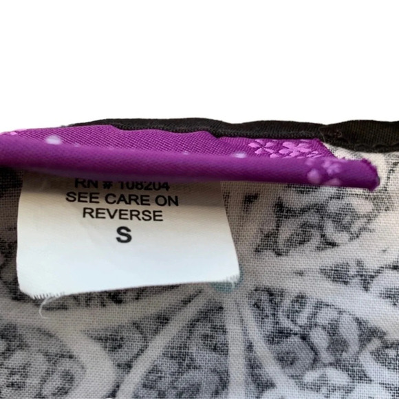 SCRUBWORKS small top - Picture 3 of 4